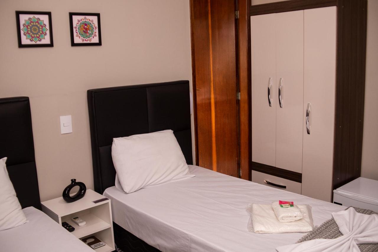 Premier Hotel ボトゥポランガ エクステリア 写真