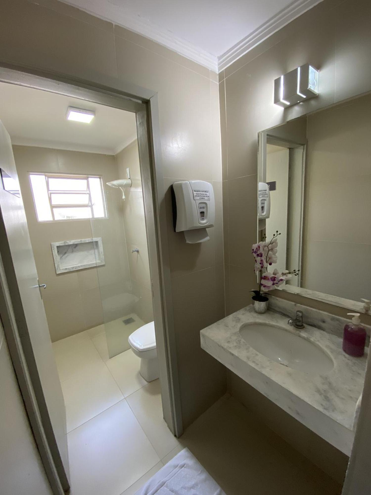 Premier Hotel ボトゥポランガ エクステリア 写真